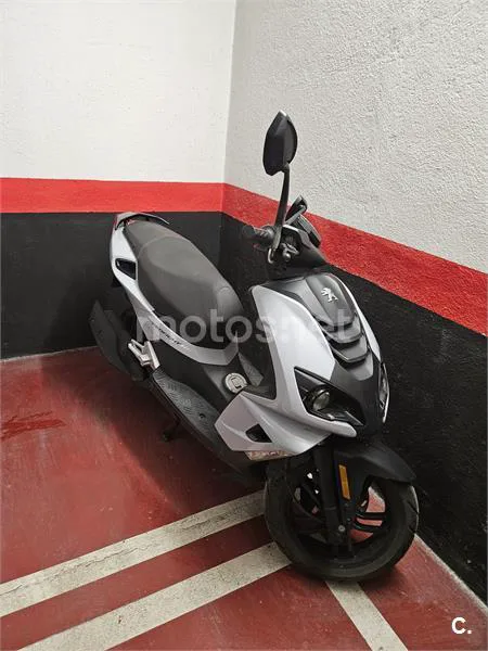 Peugeot Speedfight – Vista 4