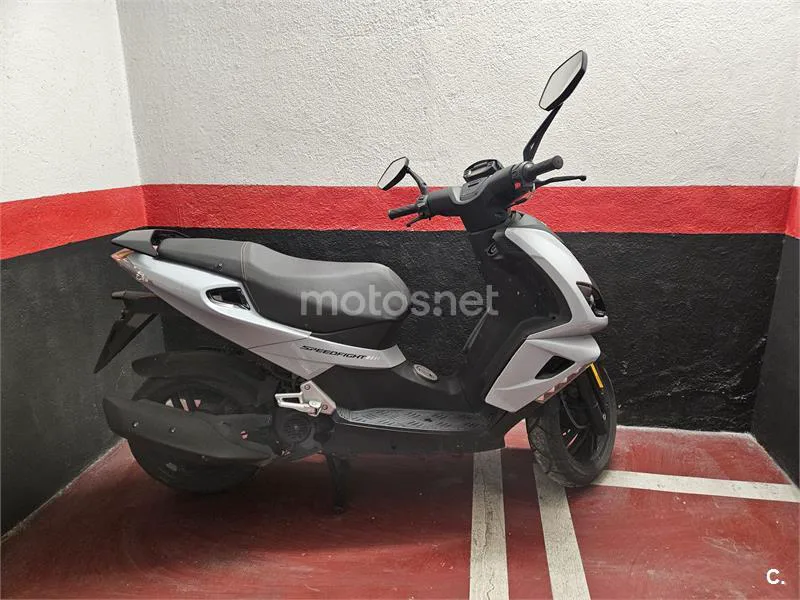 Peugeot Speedfight – Vista 5
