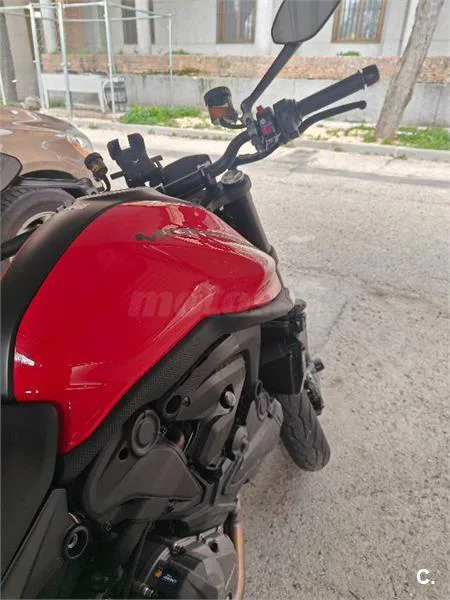 Ducati Monster – Vista 5