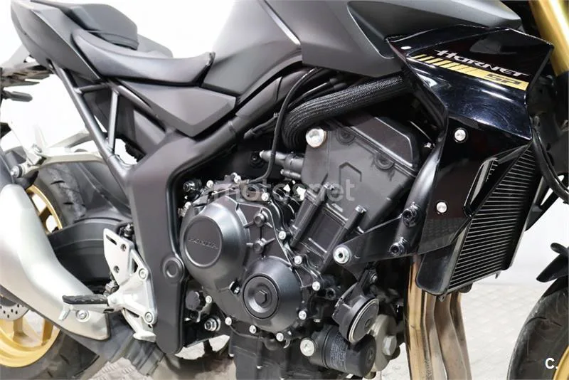Honda CB 1000 Hornet – Vista 12