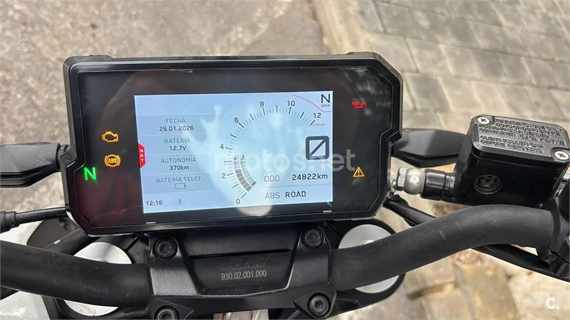 KTM 125 – Vista 2