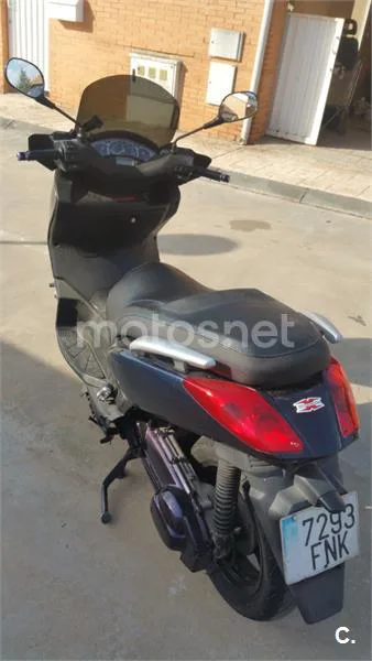 Yamaha XMAX 250 – Vista 2