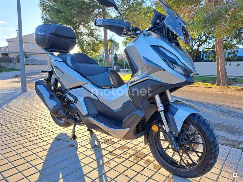 Honda ADV 350 – Vista 4