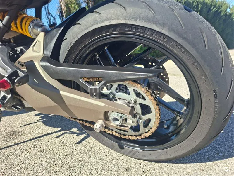 Ducati Monster 821 – Vista 5