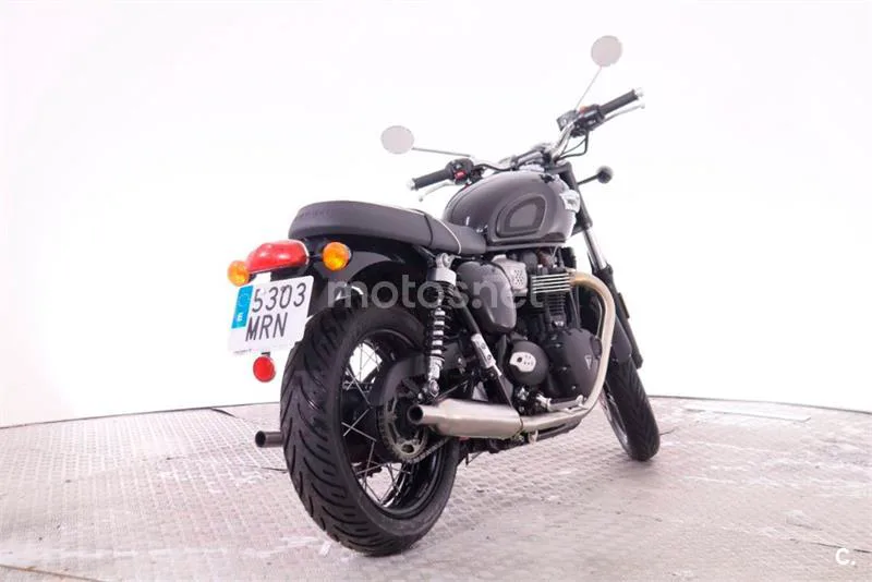 Triumph Bonneville T100 – Vista 5