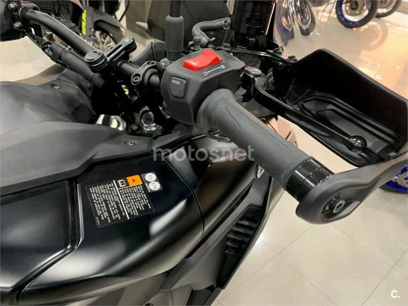 Yamaha Tracer 9 – Vista 13