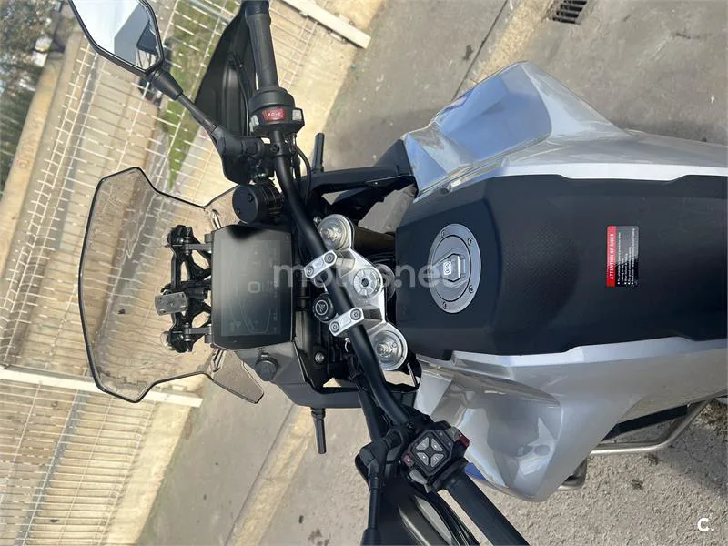 Voge 900DSX – Vista 6