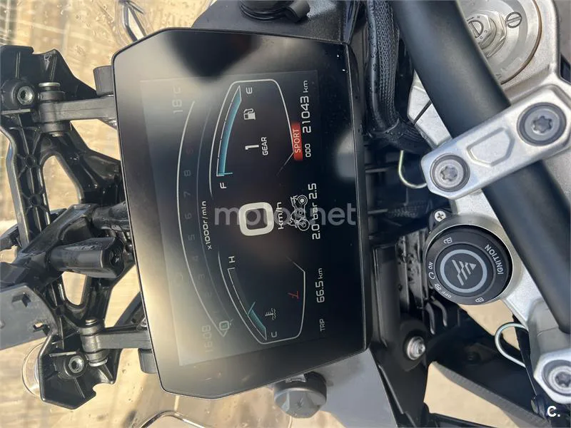 Voge 900DSX – Vista 7