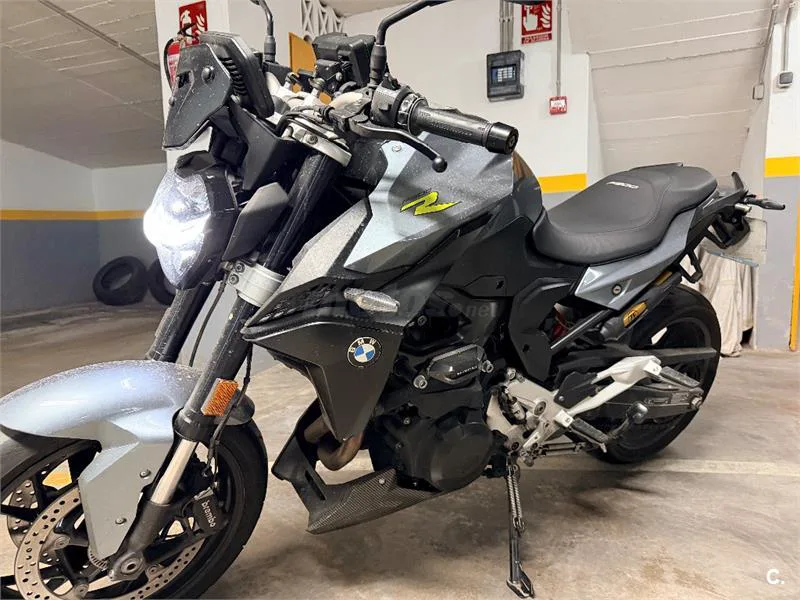 BMW F 900 R – Vista 2