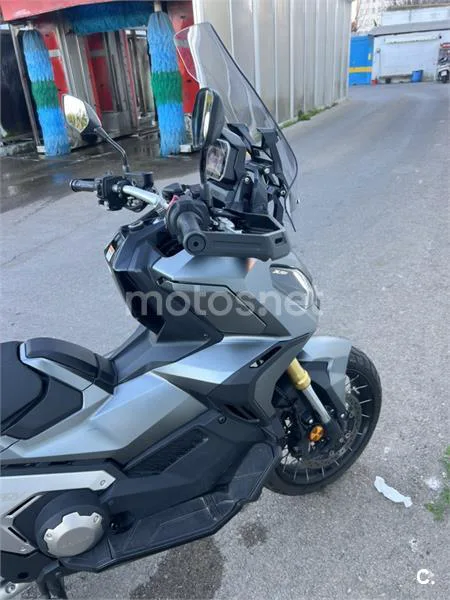 Honda X-ADV – Vista 7