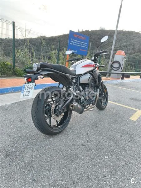 Yamaha XSR700 – Vista 2