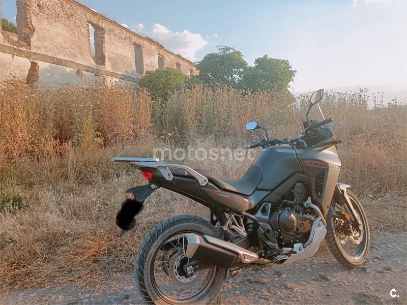 Honda XL 750 Transalp – Vista 11