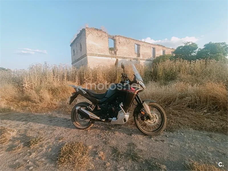 Honda XL 750 Transalp – Vista 3