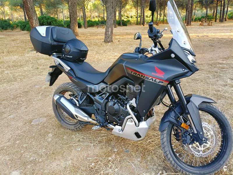 Honda XL 750 Transalp – Vista 10