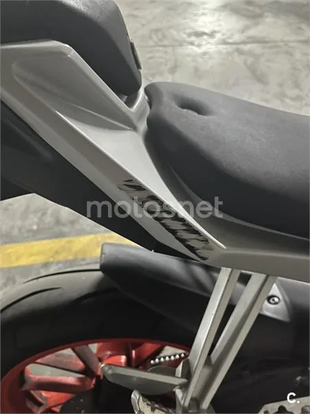 Yamaha MT-125 – Vista 5