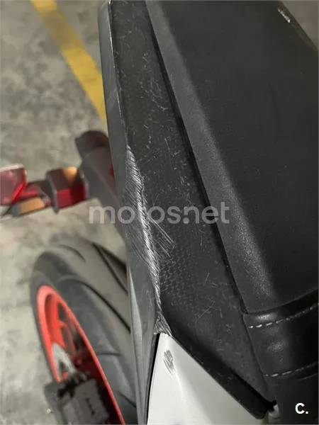 Yamaha MT-125 – Vista 9