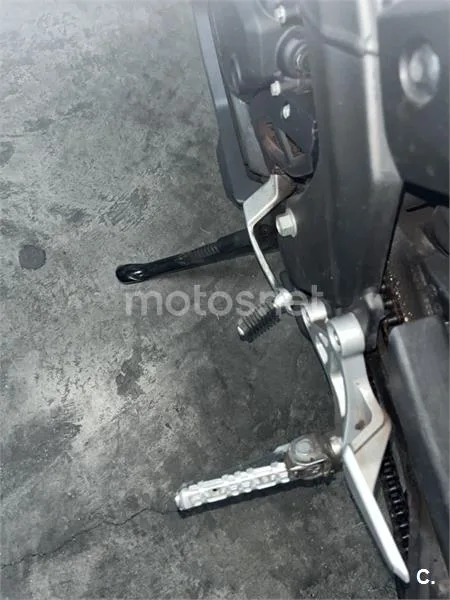 Yamaha MT-125 – Vista 10