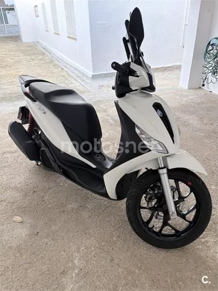 Piaggio Medley – Vista 4