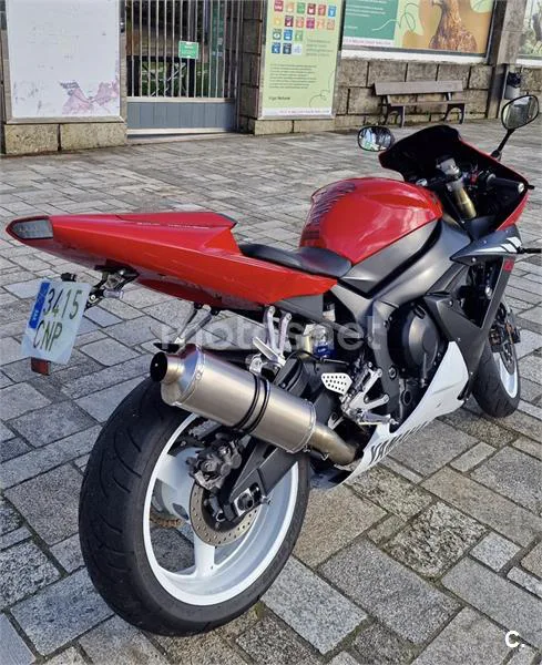 Yamaha R1 – Vista 4