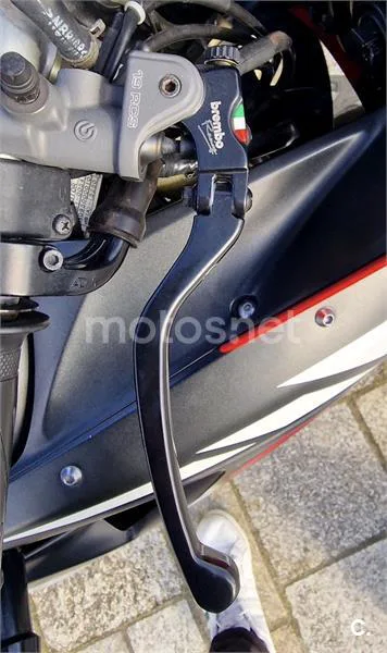 Yamaha R1 – Vista 6