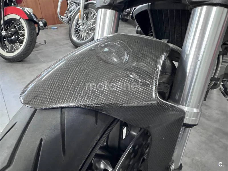 Ducati Monster 796 – Vista 4