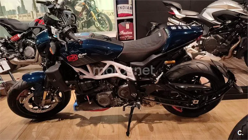 Indian FTR 1200 – Vista 8