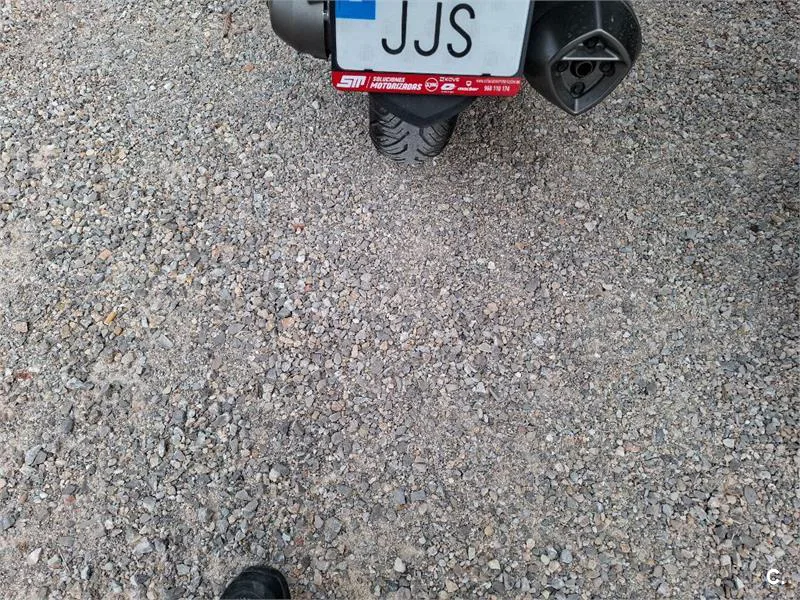 Kymco Super Dink 300i – Vista 4