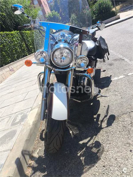 Suzuki Intruder C800C – Vista 3