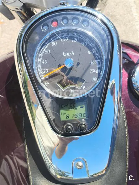 Suzuki Intruder C800C – Vista 4