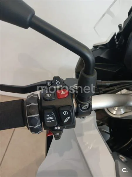 BMW F 900 XR - Vista 5