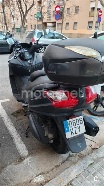 SYM Maxsym 600 – Vista 4