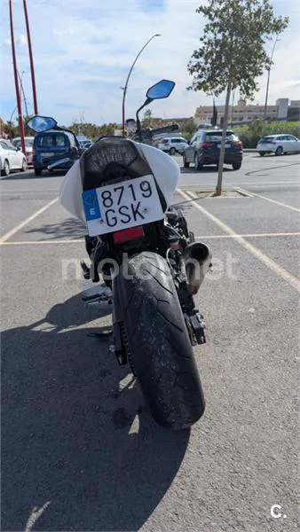 Kawasaki Z 750 – Vista 3