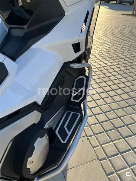 Honda X-ADV – Vista 5