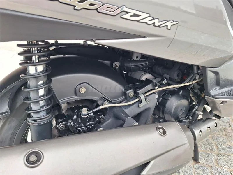 Kymco Super Dink 300i – Vista 8