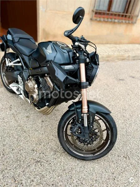 Honda CB 650 R – Vista 13