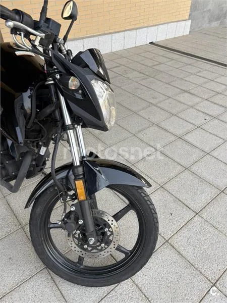 Yamaha YS125 - Vista 12