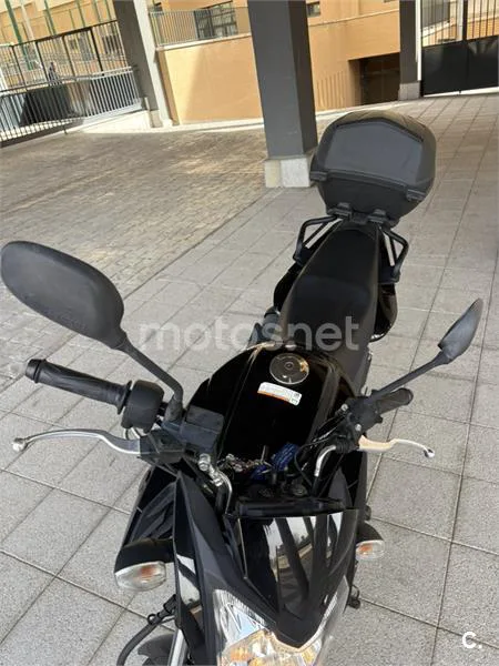 Yamaha YS125 - Vista 7