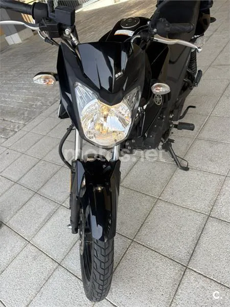 Yamaha YS125 - Vista 8