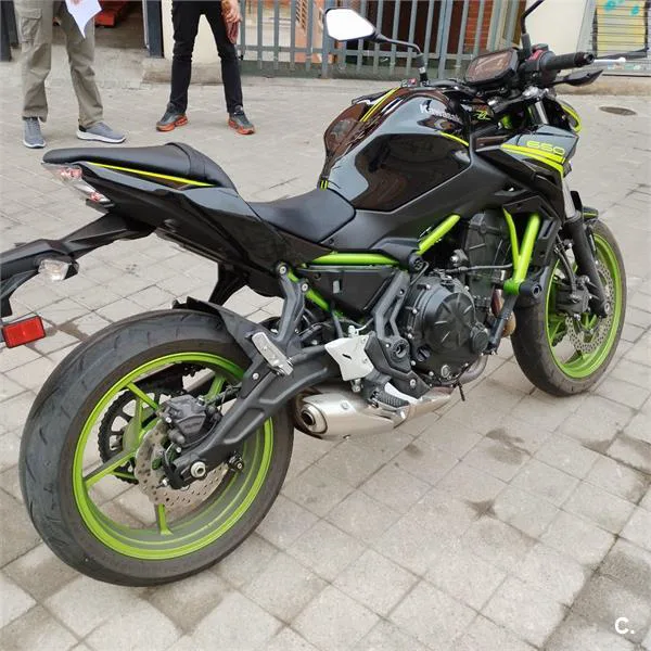 Kawasaki Z 650 – Vista 5