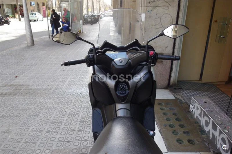 Yamaha XMAX 300 – Vista 14