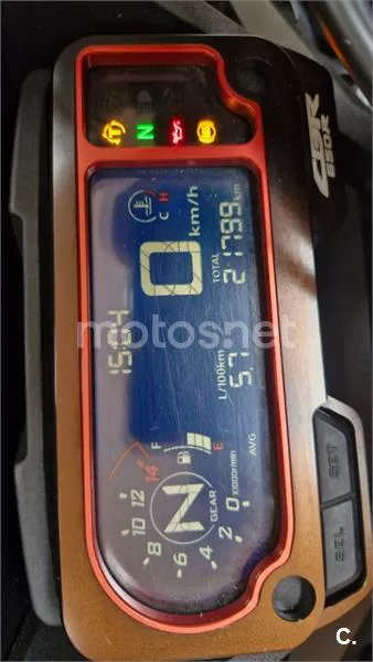 Honda CBR 650 R – Vista 8