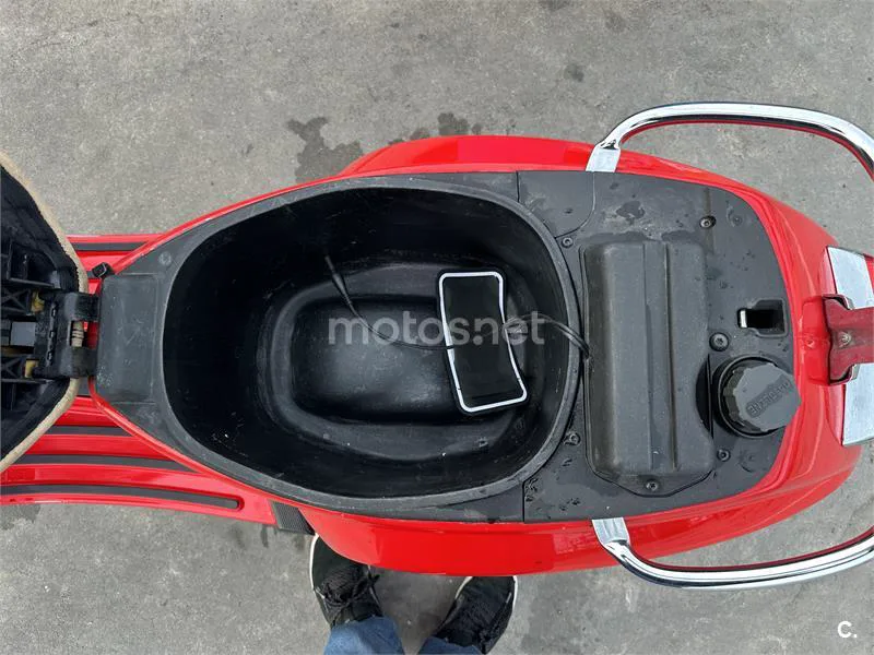 Vespa LXV 125 ie – Vista 4