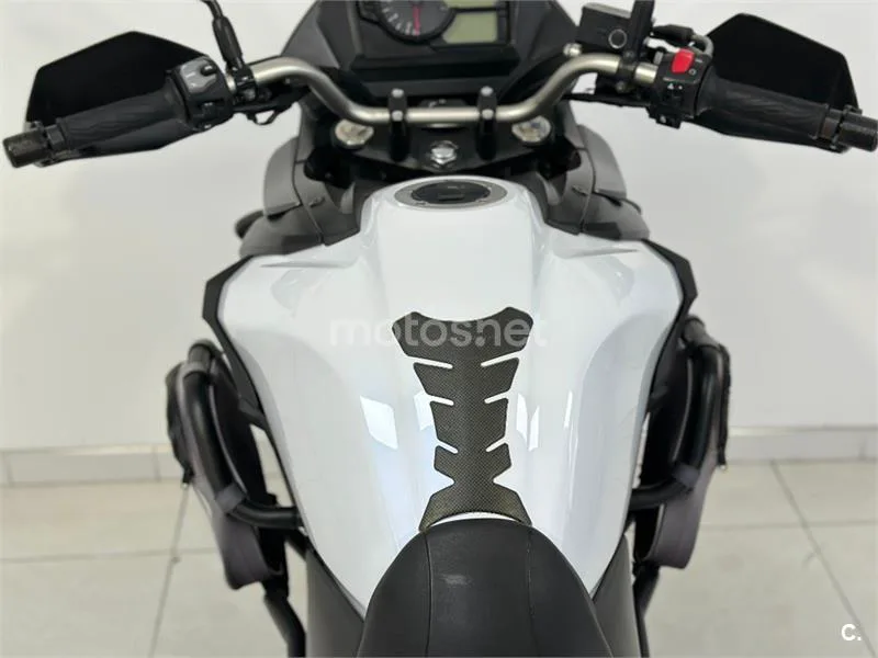 Suzuki V-Strom 650 – Vista 5