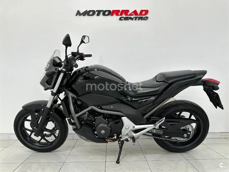 Honda NC 700 S – Vista 4