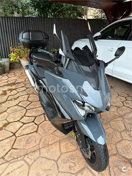 Yamaha TMAX 560 10.500 € 2021 Madrid - 1