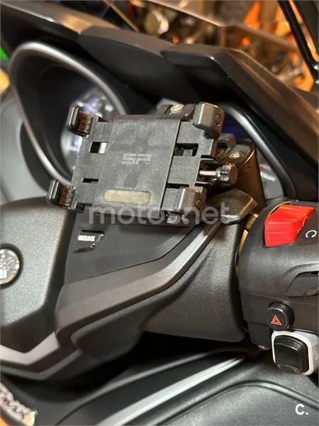 Yamaha TMAX 560 – Vista 6