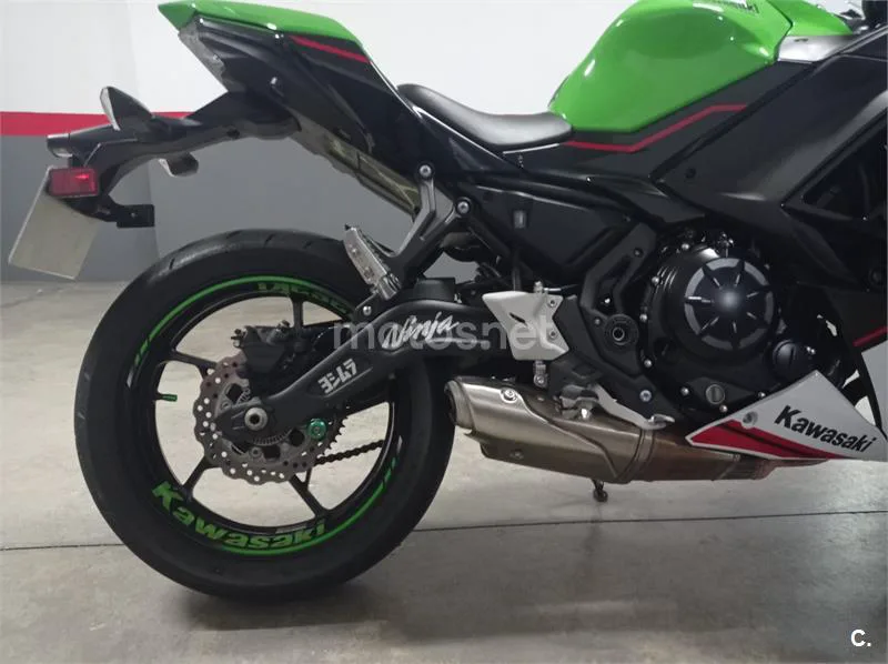 Kawasaki Ninja 650 – Vista 5