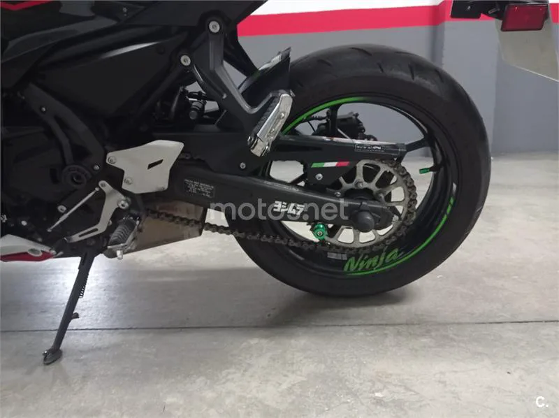 Kawasaki Ninja 650 – Vista 9