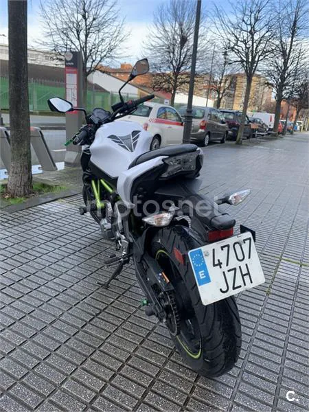 Kawasaki Z 650 – Vista 4