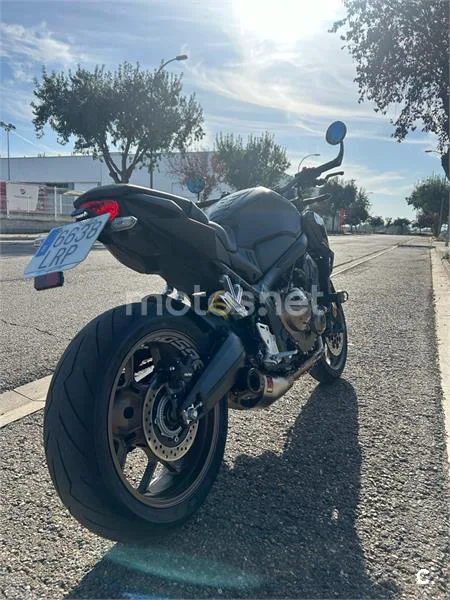 Honda CB 650 R – Vista 4